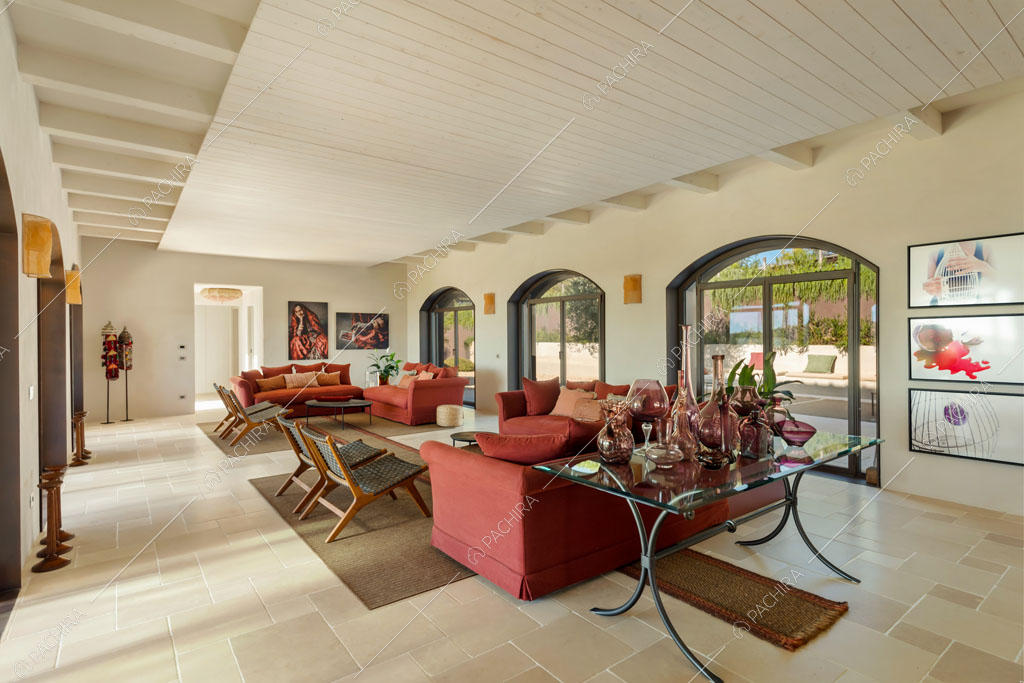 Zona living della villa Angara, location in stile moderno a Grosseto