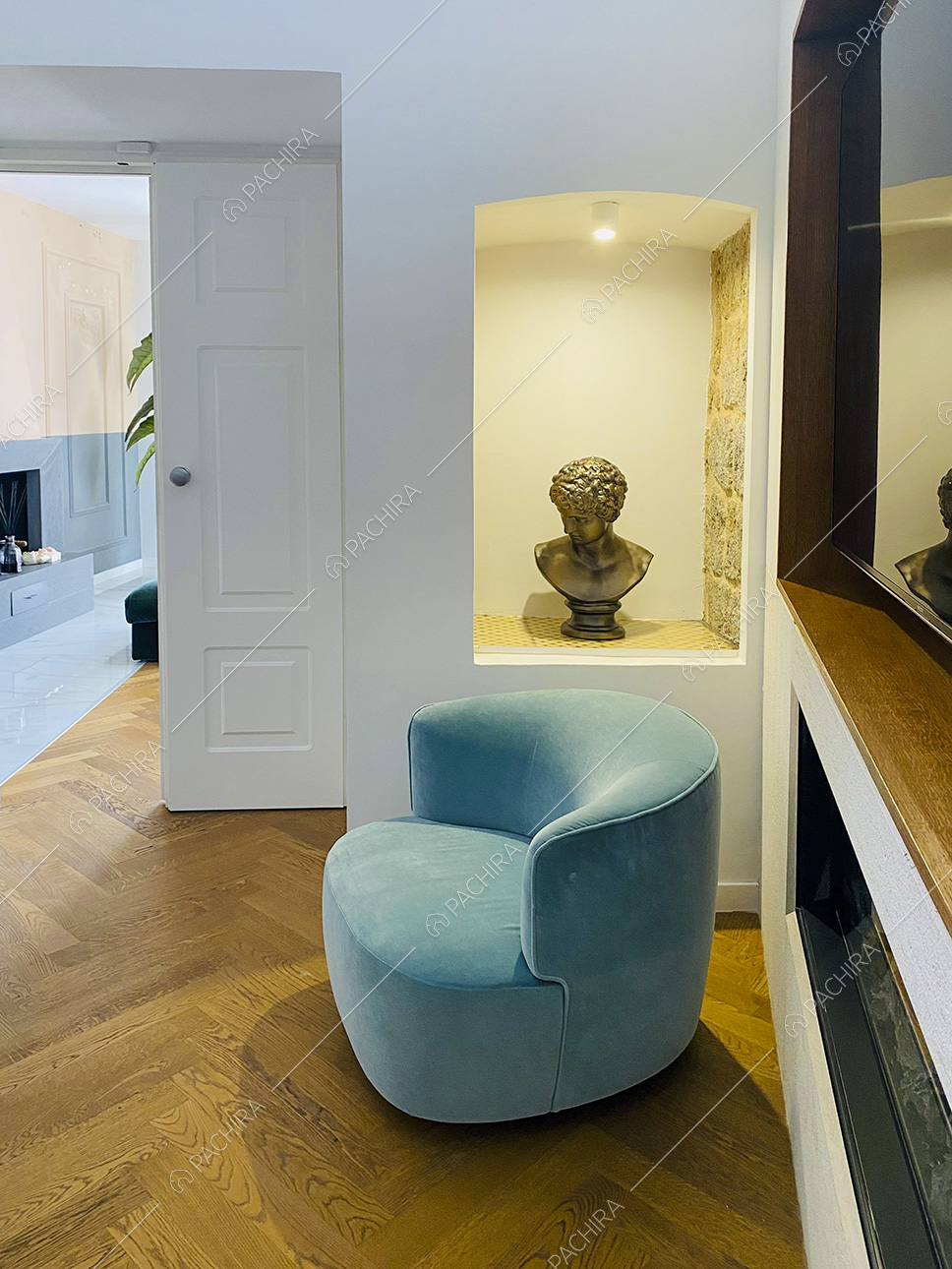 Sala dell'appartamento Carnelian, location in stile contemporaneo a Caserta