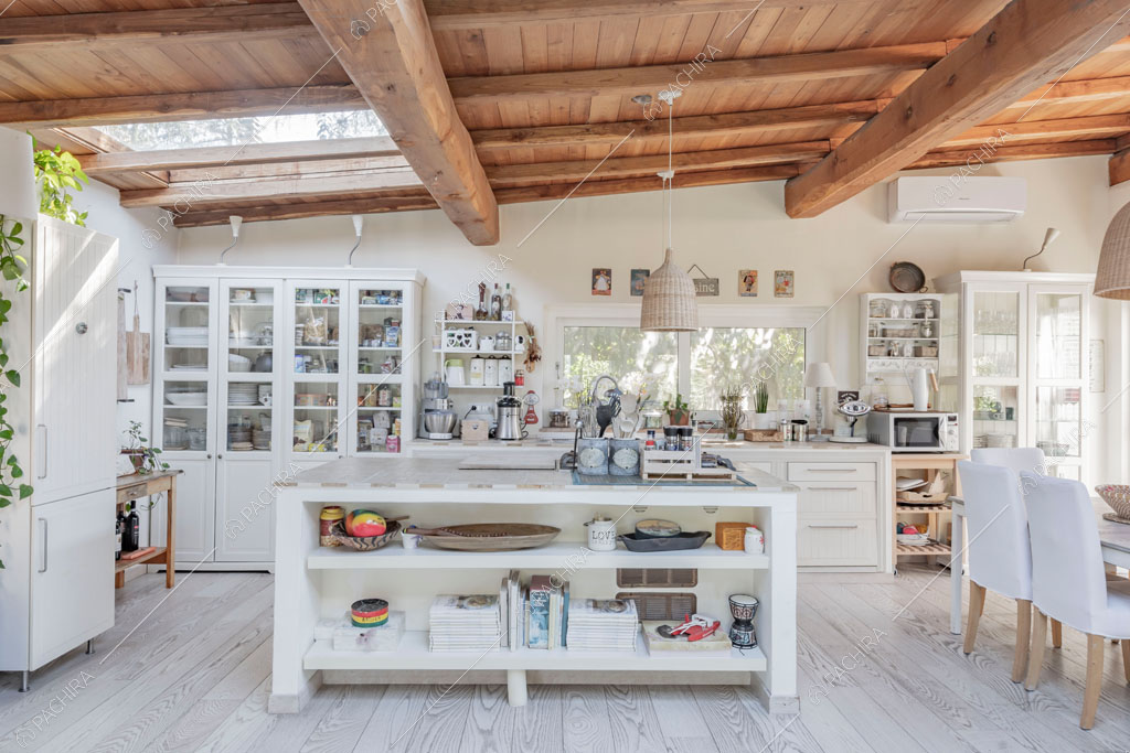 Isola della cucina della location Aliseo, villa in stile contemporaneo a Roma
