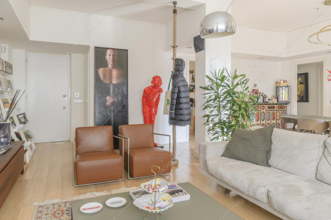 Zona living con arredo contemporaneo
