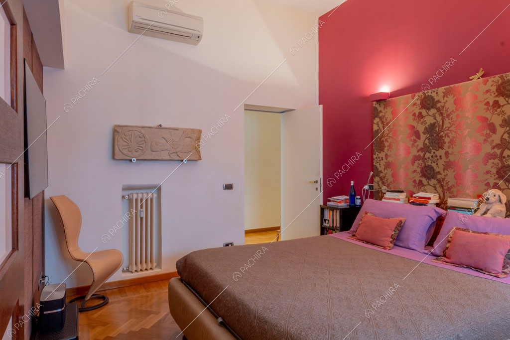 Camera da letto dell'appartamento Yalu, location in stile contemporaneo a Roma