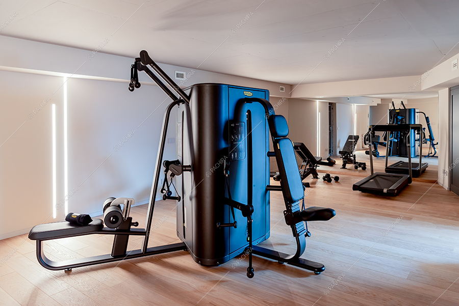 Palestra della villa Agapanto, location in stile contemporaneo a Como