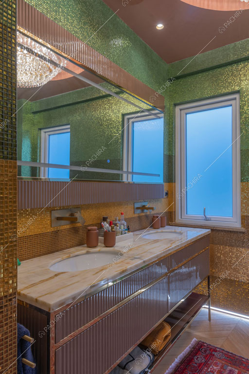 Bagno dell'appartamento Gila, location in stile contemporaneo a Roma