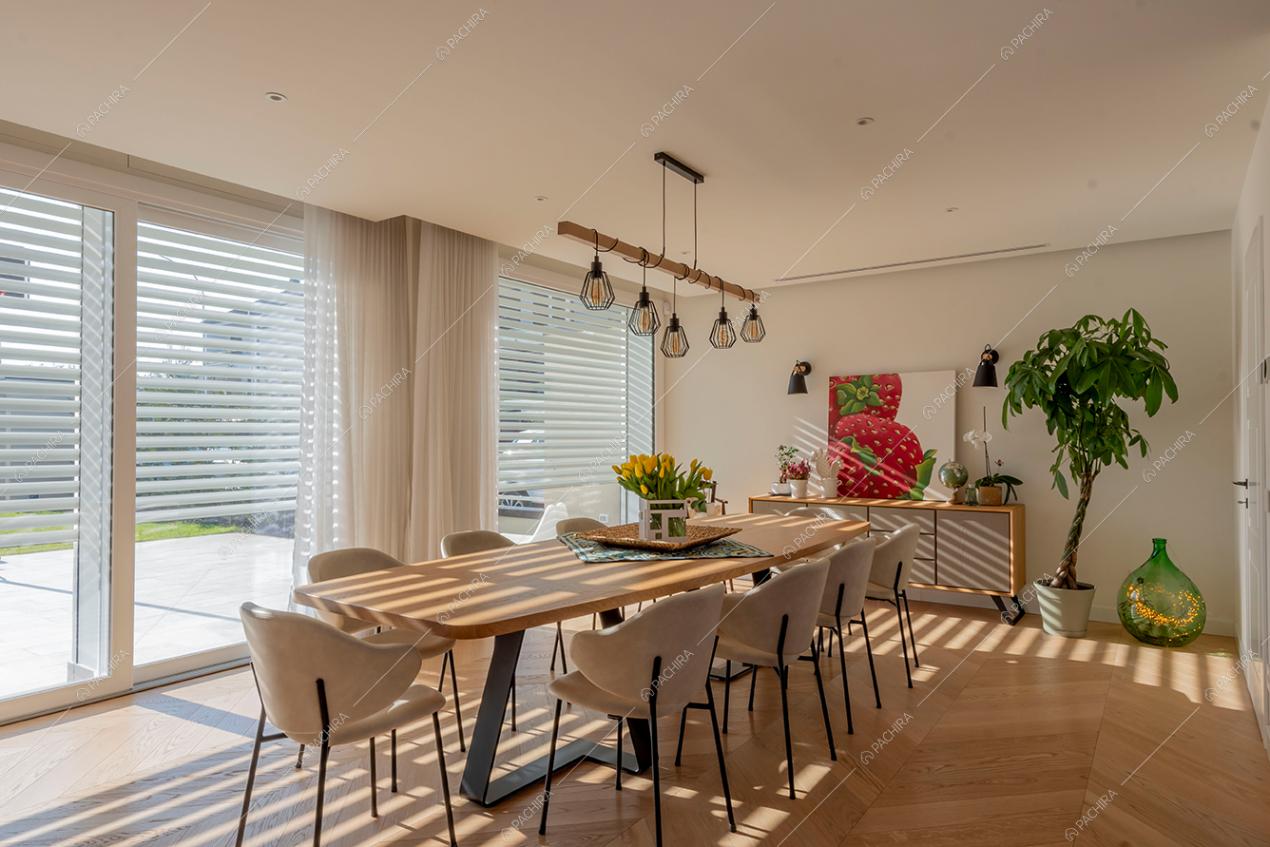 Zona living della villa Brenta, location in stile moderno a Milano