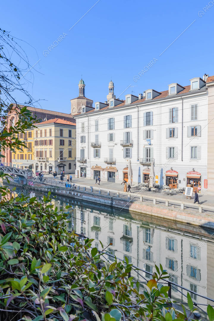 Vista sul Naviglio dalla terrazza dell'appartamento