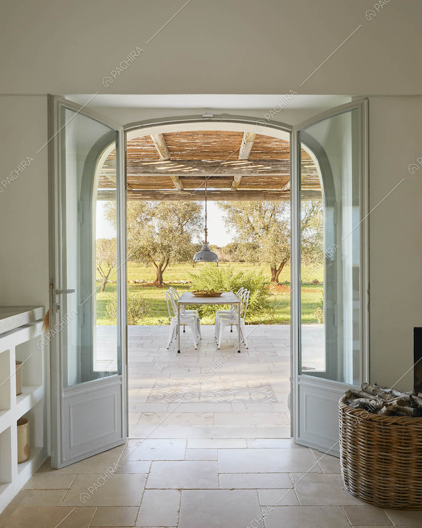 Ingresso della masseria Giava, location in stile rustico a Brindisi