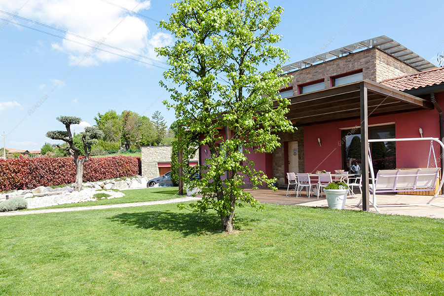 Giardino della villa Filesia, location in stile contemporaneo a Lecco