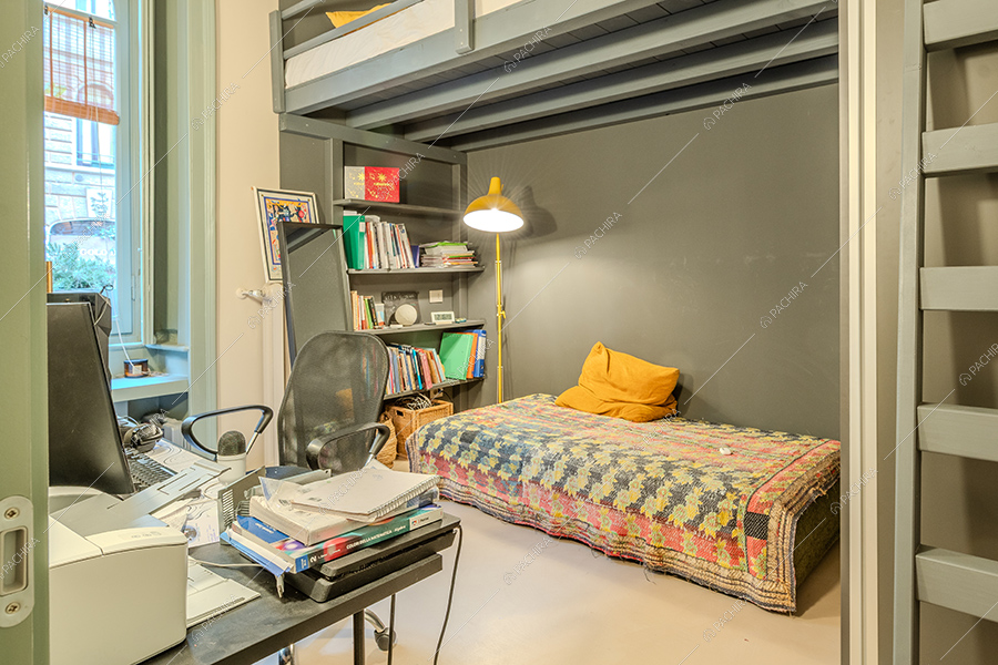 Camera da letto dell'appartamento Buganvilla, location in stile moderno a Milano