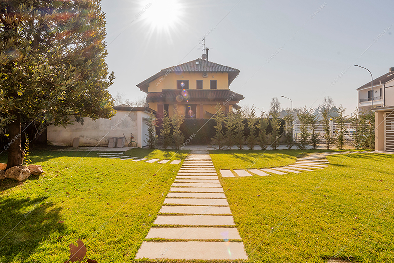 Giardino della villa Brenta, location in stile moderno a Milano