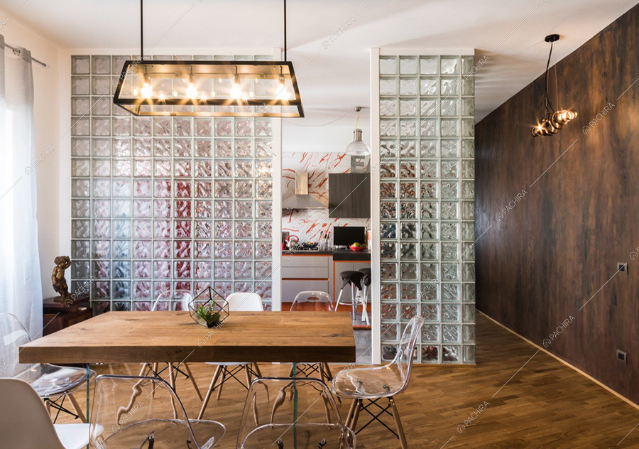 Sala da pranzo dell'appartamento Araguaia, location in stile moderno a Roma