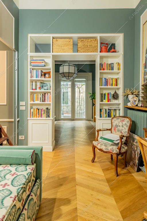 Camera da letto dell'appartamento Don, location in stile contemporaneo a Milano