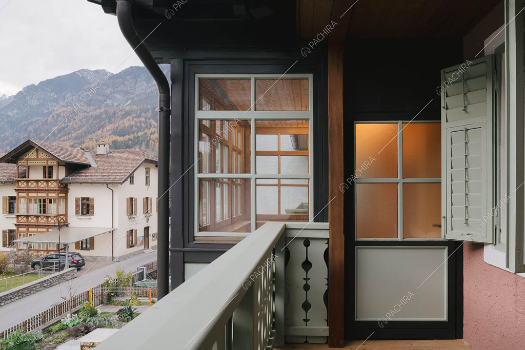 Esterni della villa Botnia, location in stile contemporaneo a Bolzano
