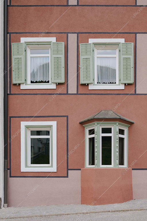 Esterni della villa Botnia, location in stile contemporaneo a Bolzano